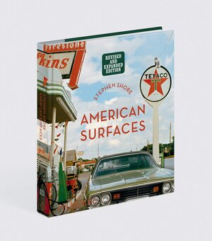 Buchcover Stephen Shore: American Surfaces  | EAN 9781838660628 | ISBN 1-83866-062-3 | ISBN 978-1-83866-062-8
