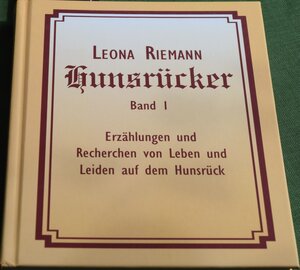 Buchcover Hunsrücker Band 1 | Leona Riemann | EAN 9783000564147 | ISBN 3-00-056414-4 | ISBN 978-3-00-056414-7