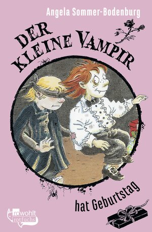 Buchcover Der kleine Vampir hat Geburtstag | Angela Sommer-Bodenburg | EAN 9783499211713 | ISBN 3-499-21171-8 | ISBN 978-3-499-21171-3