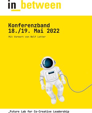 Buchcover in_between 2022 | Miriam Sasse | EAN 9783738626650 | ISBN 3-7386-2665-4 | ISBN 978-3-7386-2665-0
