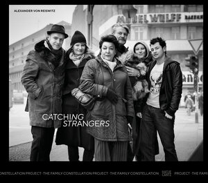 Buchcover Alexander von Reiswitz. Catching Strangers | EAN 9783775759922 | ISBN 3-7757-5992-1 | ISBN 978-3-7757-5992-2