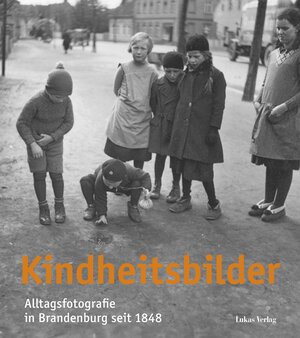 Buchcover Kindheitsbilder  | EAN 9783867321495 | ISBN 3-86732-149-3 | ISBN 978-3-86732-149-5