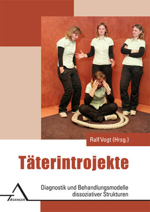 Buchcover Täterintrojekte  | EAN 9783893345960 | ISBN 3-89334-596-5 | ISBN 978-3-89334-596-0