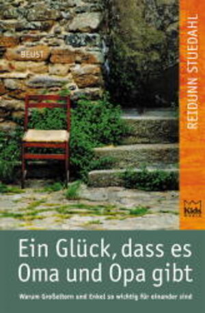 Buchcover Ein Glück, dass es Oma und Opa gibt! | Reidunn Stuedahl | EAN 9783895300813 | ISBN 3-89530-081-0 | ISBN 978-3-89530-081-3