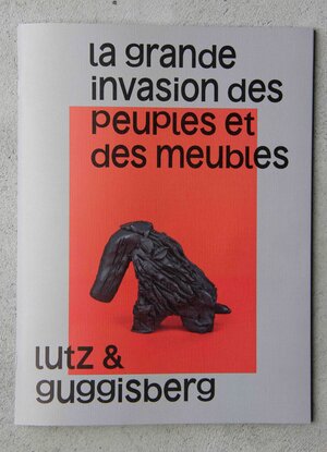 Buchcover la grande infasion des peuples et des meubles | Andres Lutz | EAN 9783909090884 | ISBN 3-909090-88-5 | ISBN 978-3-909090-88-4