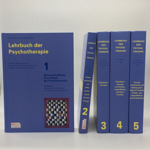 Buchcover Lehrbuch der Psychotherapie. Gesamtwerk alle 5 Bände  | EAN 9783932096457 | ISBN 3-932096-45-2 | ISBN 978-3-932096-45-7