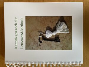 Buchcover Kartenlegen nach der Lenormand-Methode | Ingolf Sieben Dr. | EAN 9783933026125 | ISBN 3-933026-12-1 | ISBN 978-3-933026-12-5