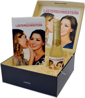 Buchcover Geschenkbox mit Buch: LADIES NIGHT – LÄSTERSCHWESTERN  | EAN 9783944876627 | ISBN 3-944876-62-8 | ISBN 978-3-944876-62-7