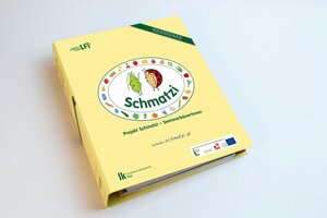 Buchcover Schmatzi - Essen mit allen Sinnen genießen in der Volksschule  | EAN 9783950297218 | ISBN 3-9502972-1-9 | ISBN 978-3-9502972-1-8