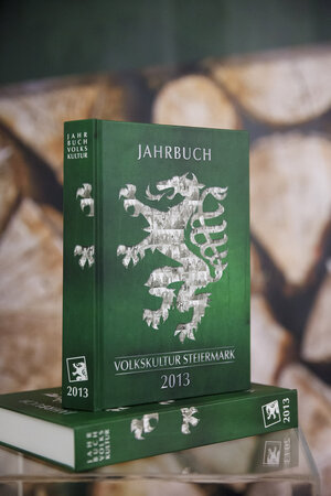 Buchcover Jahrbuch der Steirischen Volkskultur 2013  | EAN 9783950374704 | ISBN 3-9503747-0-1 | ISBN 978-3-9503747-0-4