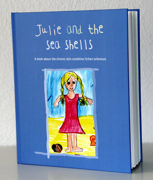 Buchcover Julie and the sea shells | EAN 9783952498217 | ISBN 3-9524982-1-1 | ISBN 978-3-9524982-1-7