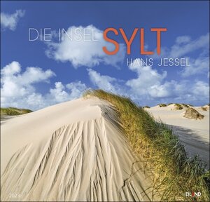 Buchcover Die Insel Sylt Kalender 2023 von Hans Jessel. Wandkalender XXL mit den schönsten Fotos des bekannten Inselfotografen. Großer Wandkalender mit traumhaften Landschaftsfotos. | Hans Jessel | EAN 9783964022103 | ISBN 3-96402-210-1 | ISBN 978-3-96402-210-3