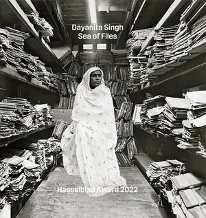 Buchcover Sea of Files | Dayanita Singh | EAN 9783969991541 | ISBN 3-96999-154-4 | ISBN 978-3-96999-154-1