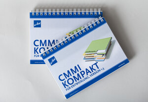 Buchcover CMMI Kompakt  | EAN 9783981583724 | ISBN 3-9815837-2-8 | ISBN 978-3-9815837-2-4