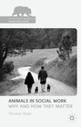 Buchcover Animals in Social Work