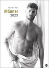 Buchcover Männer Edition 2023. Jeden Monat ein sinnliches schwarz-weiß-Foto in einem Kalender Großformat. Schöne Männer im Wandkal