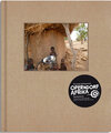 Buchcover Mach dir ein Bild. Fotoarbeiten von den Kindern aus dem Christoph Schlingensief Operndorf Afrika Bur