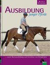Buchcover Ausbildung junger Pferde