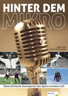 Buchcover Hinter dem Mikro