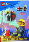 Buchcover LEGO® City™ – Rätselspaß mit der Feuerwehr